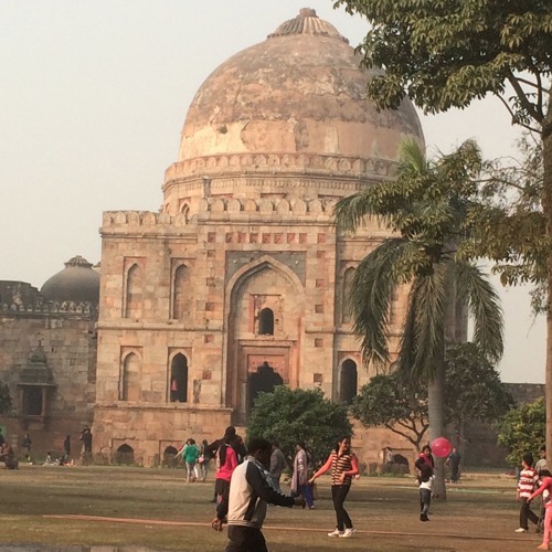 Help I'm Pretty When U Cry f Mielo x leuan (RF's Metric Edit)