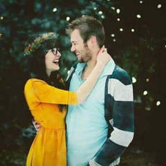 وانا بين ايديك بنسى الا فات