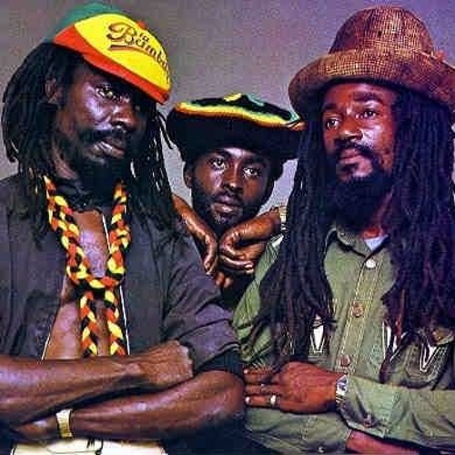 PEACE LOVE AND HARMONY REGGAE MIX DEC 2016