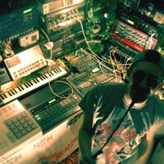 Modular SynthGarden With Hrtl Ep.4 (Livestream snippet) FREE DWNLD <3