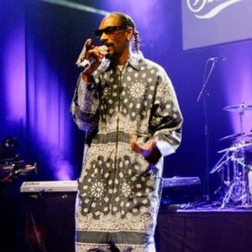 Snopp Dogg - Top Down Ft. October