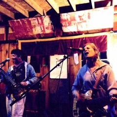 Acousticrush - Emetuibakl Pasture