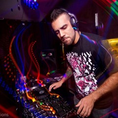 Document One Vs Tantrum Desire - Small Steps To Tesoro (Styl3s Mashup)