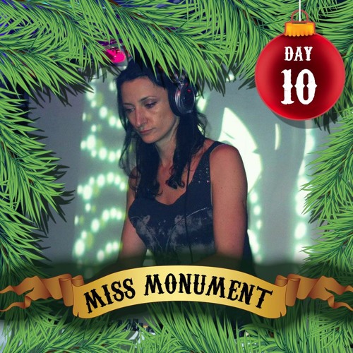 Advent Day 2016 #10 – Miss Monument