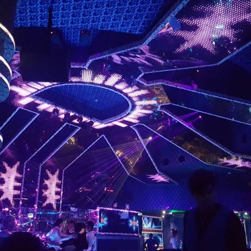 莊心妍 - 弄虛作假 Remix