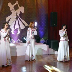 Гуцулочки Карпат - Росте черешня