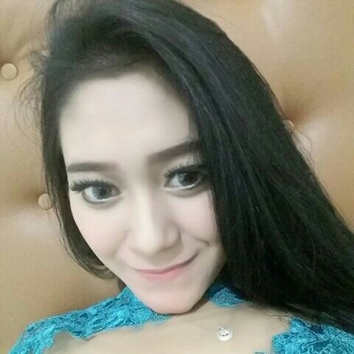 Vita_Alvia_-_Vitamin_Cinta_(Dangdut_Terbaru_2016).mp3