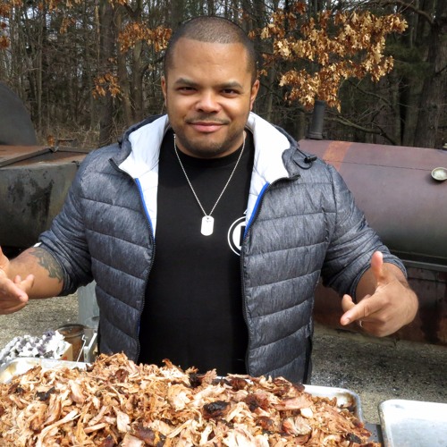 Kim talks to celeb Chef Roger Mooking of Cooking Channel Canada!