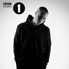 DJ Friction BBC Radio 1 Premiere: Stranjah - Test Tube [BINARY:CODES LP]