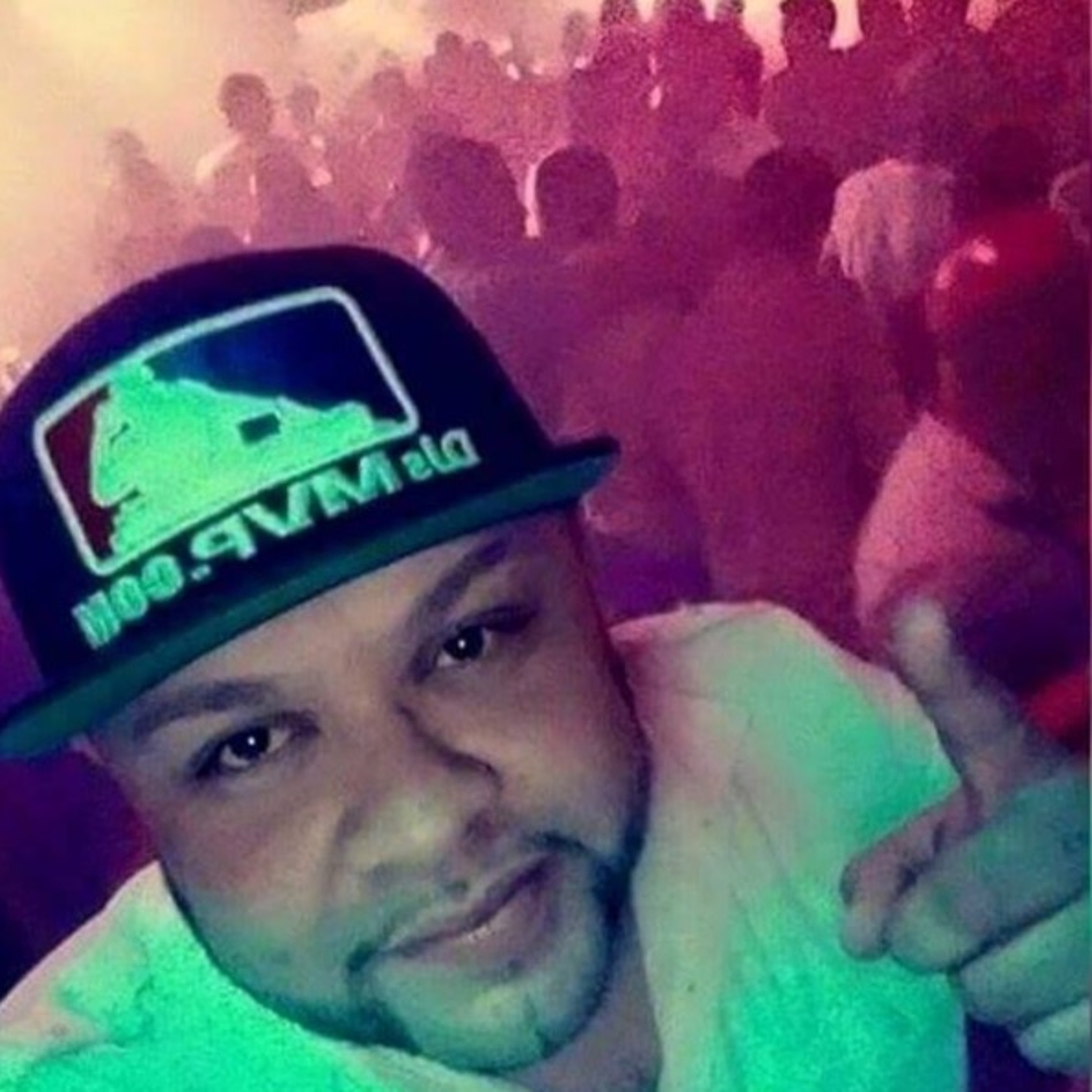 DJ FLOW EL TRAVIESO NYC.