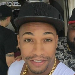 O DJ QUE MANDA((SELMINHO DJ))MC TALIBÃ