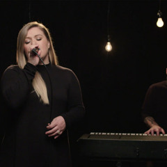 Kelly Clarkson - It's Quiet Uptown (Cover By Annielska)