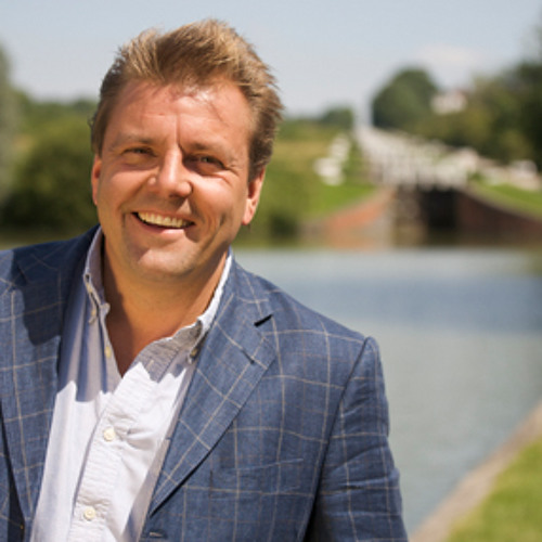 Martin Roberts mentions me on his radio show.