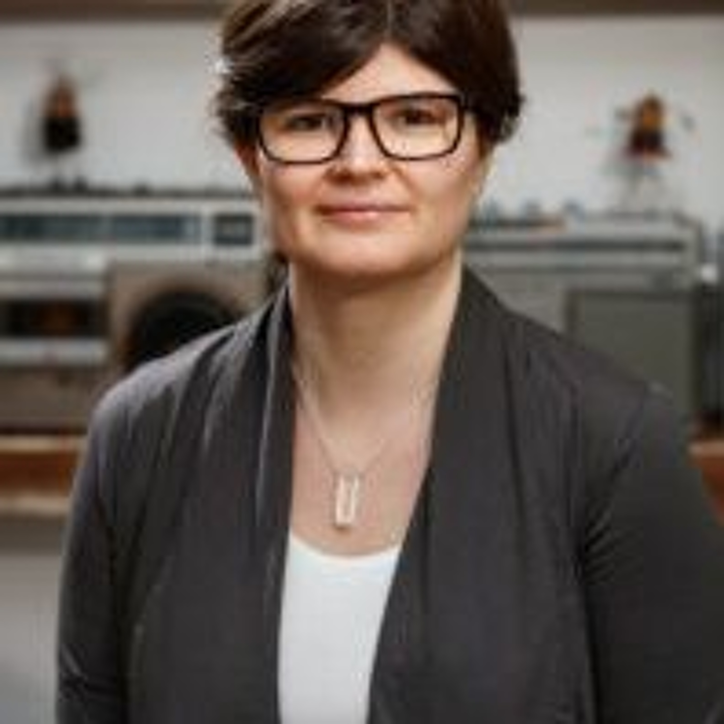 Dr Kate Raynes-Goldie on the #roe8 madness - WA can be doing so much more to support real innovation episode artwork