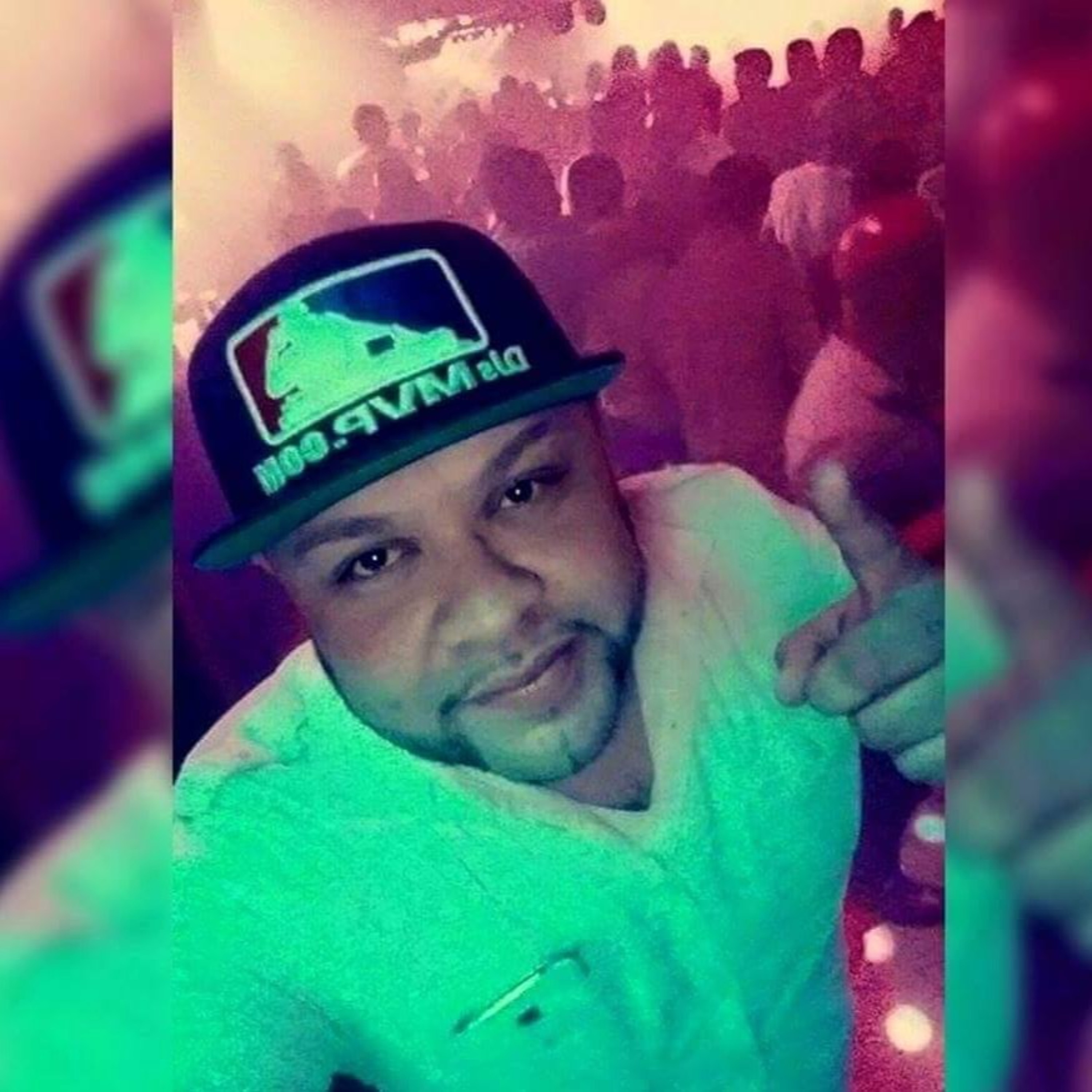 DJ FLOW EL TRAVIESO NYC.