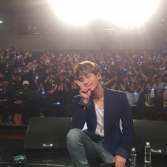 Stream Jonghyun.0948 | Listen to 푸른밤 종현입니다 playlist online