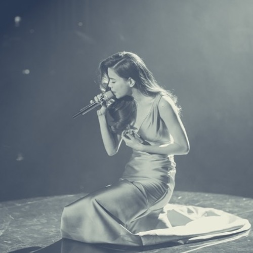 Trái Tim Biết Khóc - Hồ Ngọc Hà ft Jimmii Nguyễn - "Đêm Nhạc Tình Đông"