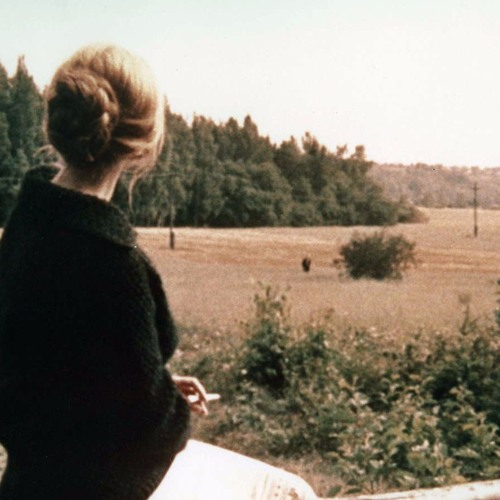 شعری در فیلم آینه، ساخته آندری تارکوفسکی