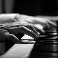 7 Micro Momenti per Pianoforte(A.De Rosa)