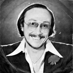 Özdemir Erdoğan - Bir Sevgili Arasan Yıllarca Bulamazsın