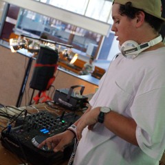 Don't Listen To Techno But Trump This (Alex Klas Mashup)