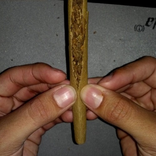 Split The Blunt (Ft. Drastic & Memoeh)