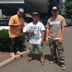 Akamwoita Nee UKRESS Ft. MOSSIK