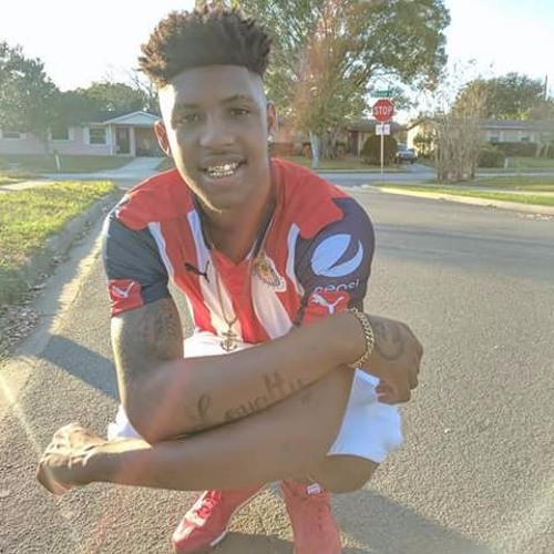 Stream On-site feat. Poody 