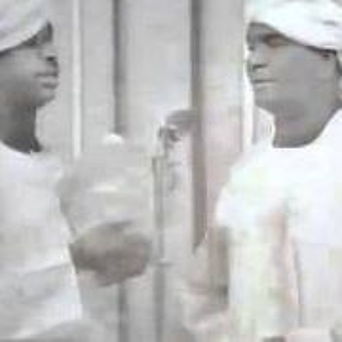 ميرغني المامون و أحمد حسن جمعه - رمية + صفوة جمالك