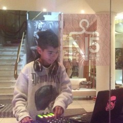 Jako - N5tienda 30 - 12 - 2016