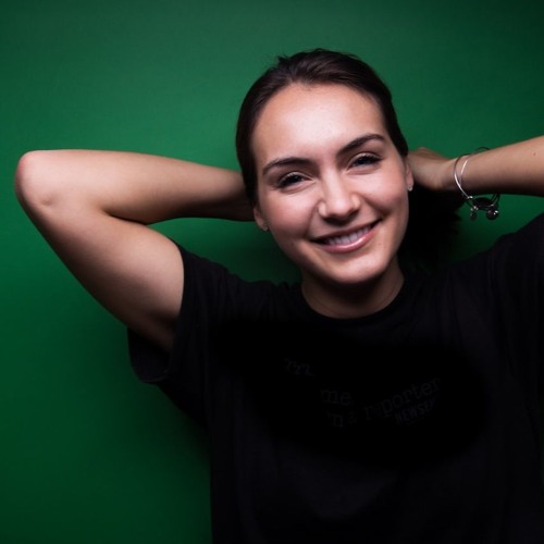 #13: Elaina Koros - Content Strategist who hustled her way into Facebook