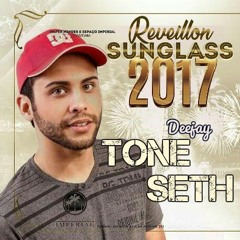 Tone Seth - Live at Sunglass (Réveillon 2017)