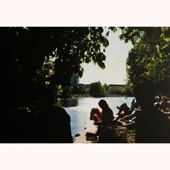„When you look to the sea, do your eyes change?“