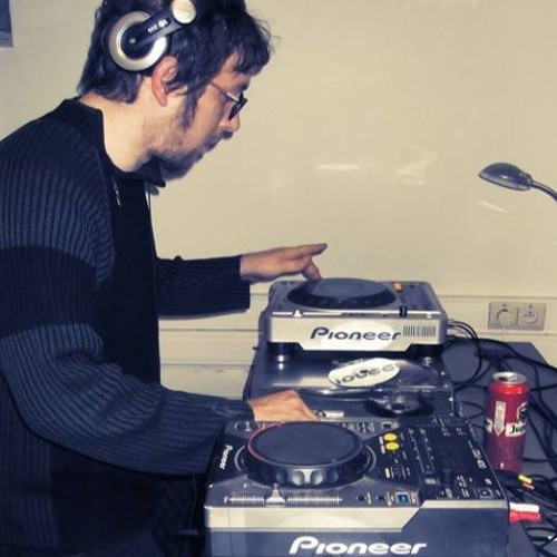 Grindlock -Fast mix  Dnb- 06 - 11 - 16 (Rec in my Garage)