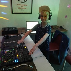 Lorna's Super Secret 40th Old Skool Mashup