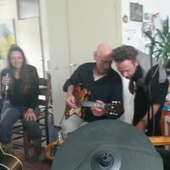 DouMoar - Ain Laif Woord Van Die