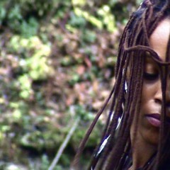 Stuck in traffic music with Nastassja Baset