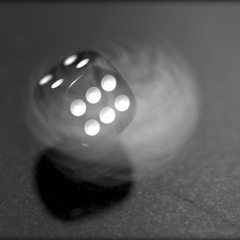 SveTec - Roll The Dice