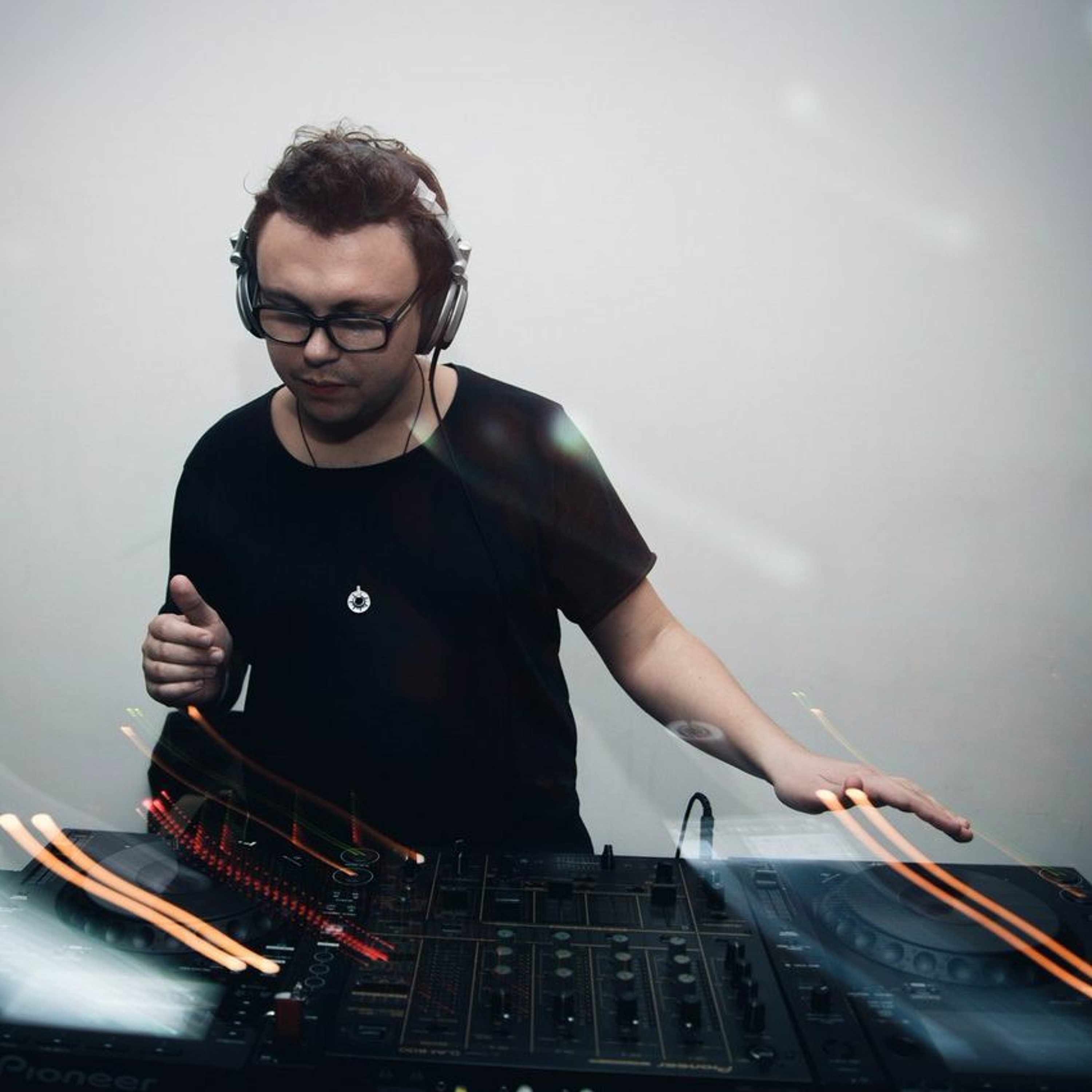 Vadim Indigo (DP-6) - Live from Rob Roy Lab 15 october 2016 episode artwork