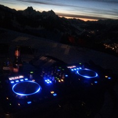 DJ Meskal / Nightlife in the Mountain