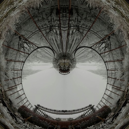 Simon In Wonderland - Disorientation