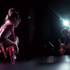 "Crazy Servant" (comp. by Beate Wiesinger, live at Kulturbar Konrad, Linz 2013)