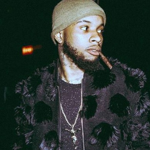 Tory lanez the color violet. Tory lanez рост. Tory lanez broke in a minute. Tory lanez jerry springer. Tory lanez в костюме.