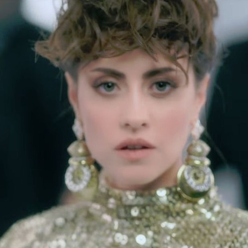 Derya Uluğ ~ Canavar