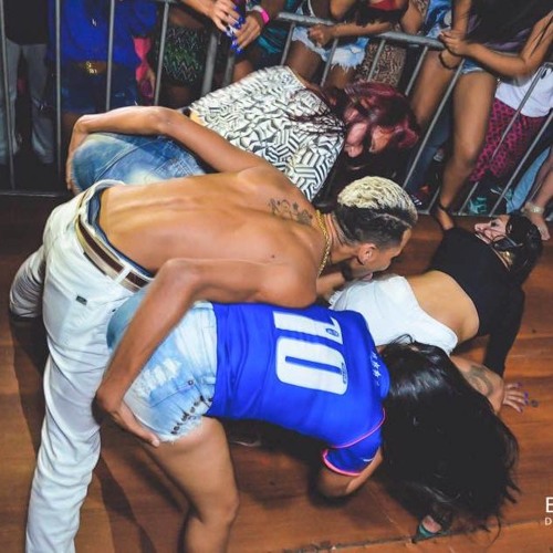 MTG - SOCANDO E GEMENDO (DJ'S EVERTON MARTINS , EVERTON RJ E R5 MPC )