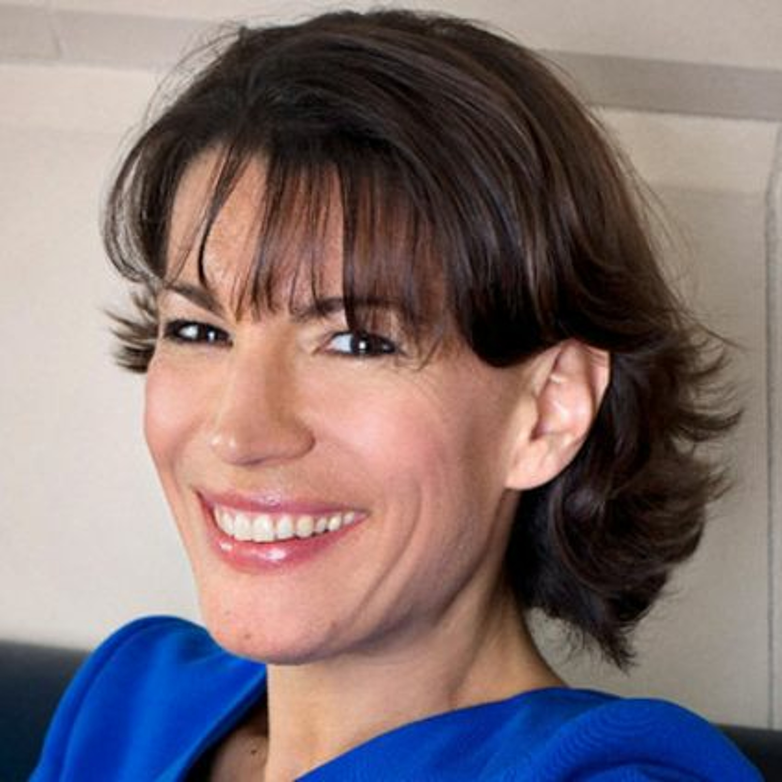 Interview de Nathalie Seiler-Hayez - Directrice Générale du Beau Rivage Palace episode artwork