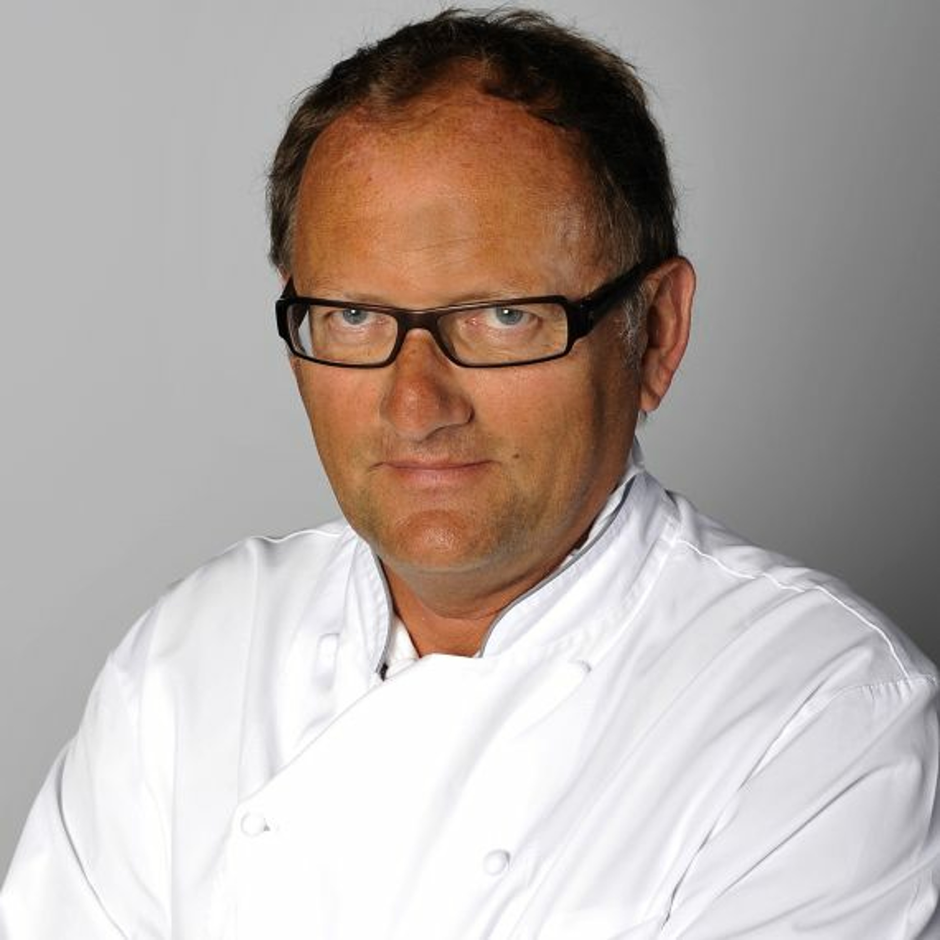 Interview de Didier Schneiter - Chef Exécutif des Restaurants du Beau Rivage Palace episode artwork