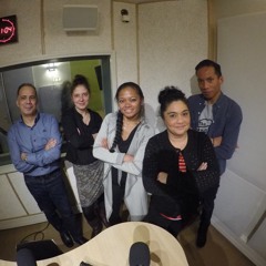 Bungkus  15 jan. 2017 met Jermaine Rumahlaiselan en Kim Pattiruhu.