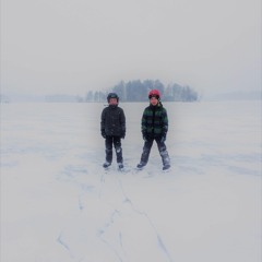 Auringon kukko, Jääkentillä