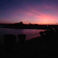 احضني نفسي اضمك